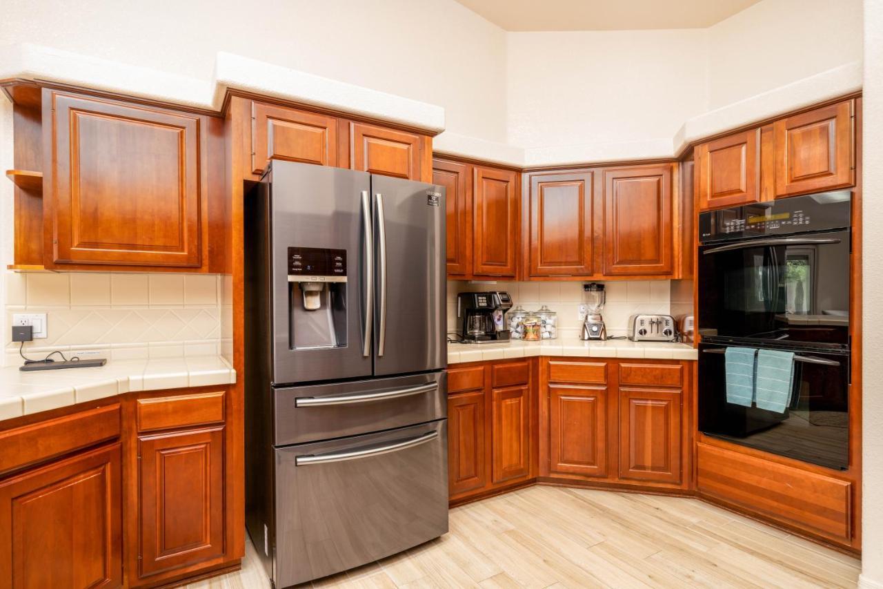 Grand Havasu Oasis With Custom Pool & Spa! *